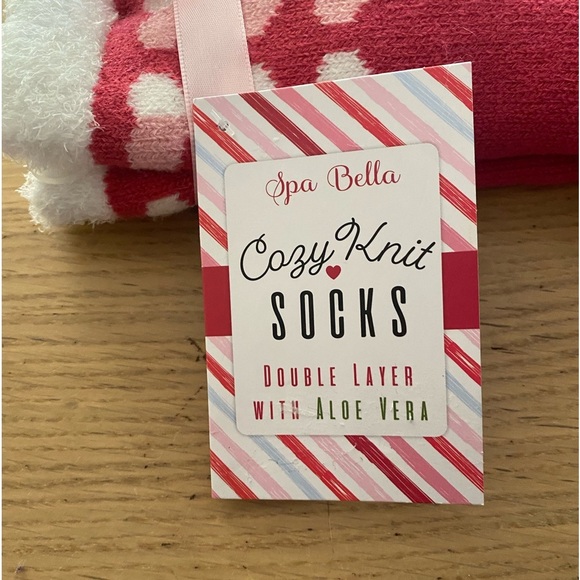 🆕 Spa Bella Cozy Knit Socks Valentine’s Hearts Print🆕 - Picture 6 of 8